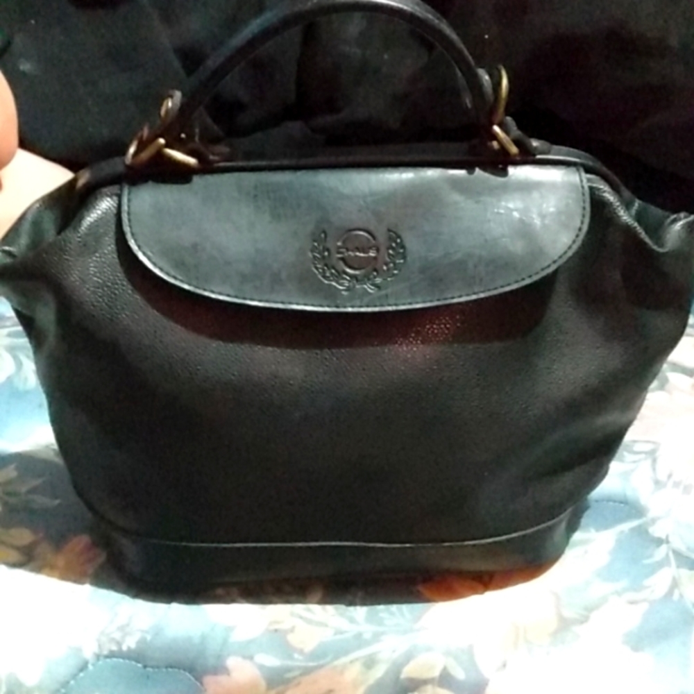 Vintage genuine leather chaus hand bag